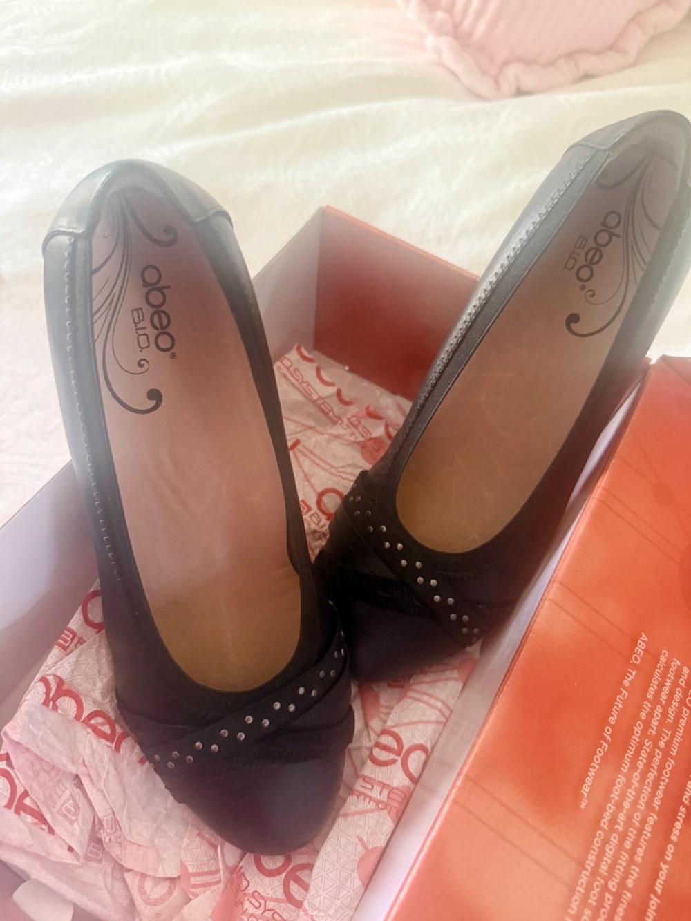 Abeo Nellie Black Size 9.5 pumps with small wedge heel